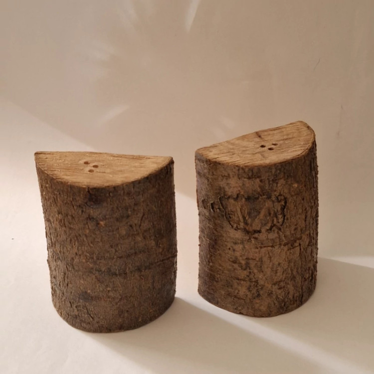 نمکدون چوبی