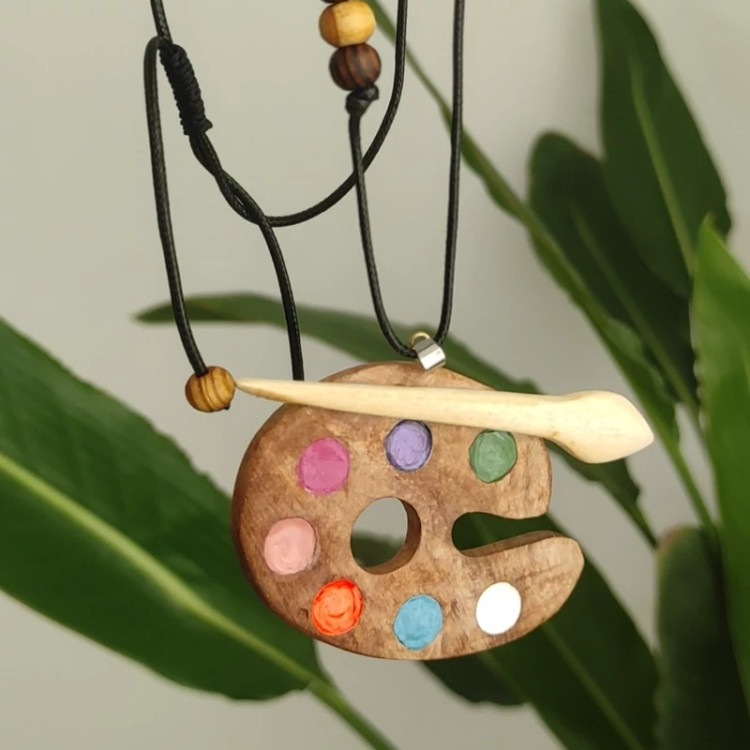 گردنبند چوبی پالت نقاشی