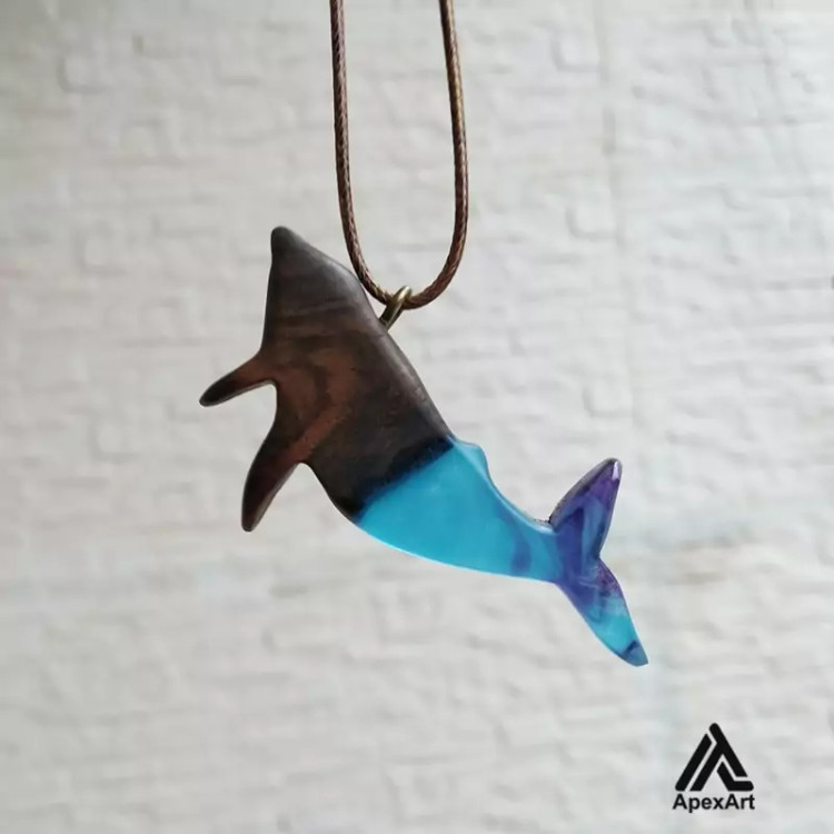 گردنبند چوب رزین